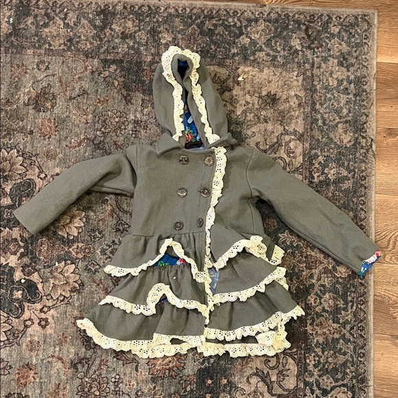 Mustard Pie Gray Coat with Lace and Floral Lining - Picture 1 of 4
